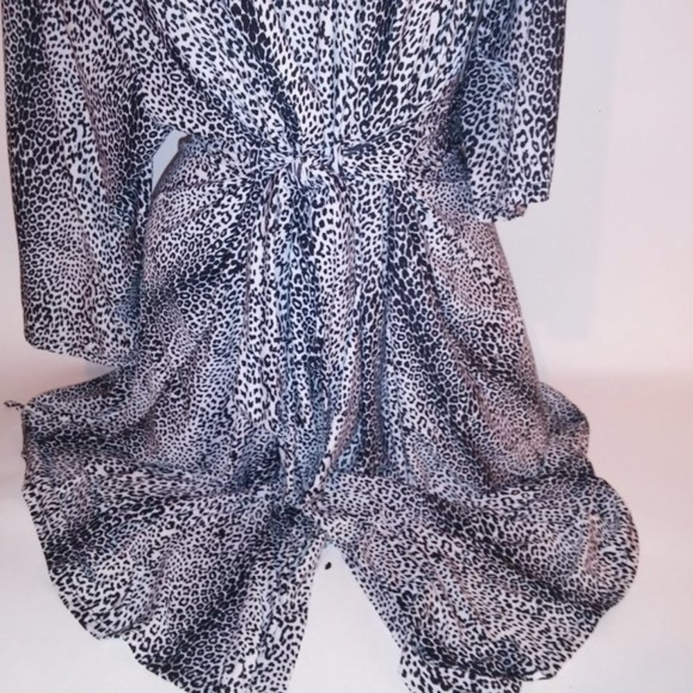 Rene‎ Rofe Robe - Picture 4 of 6